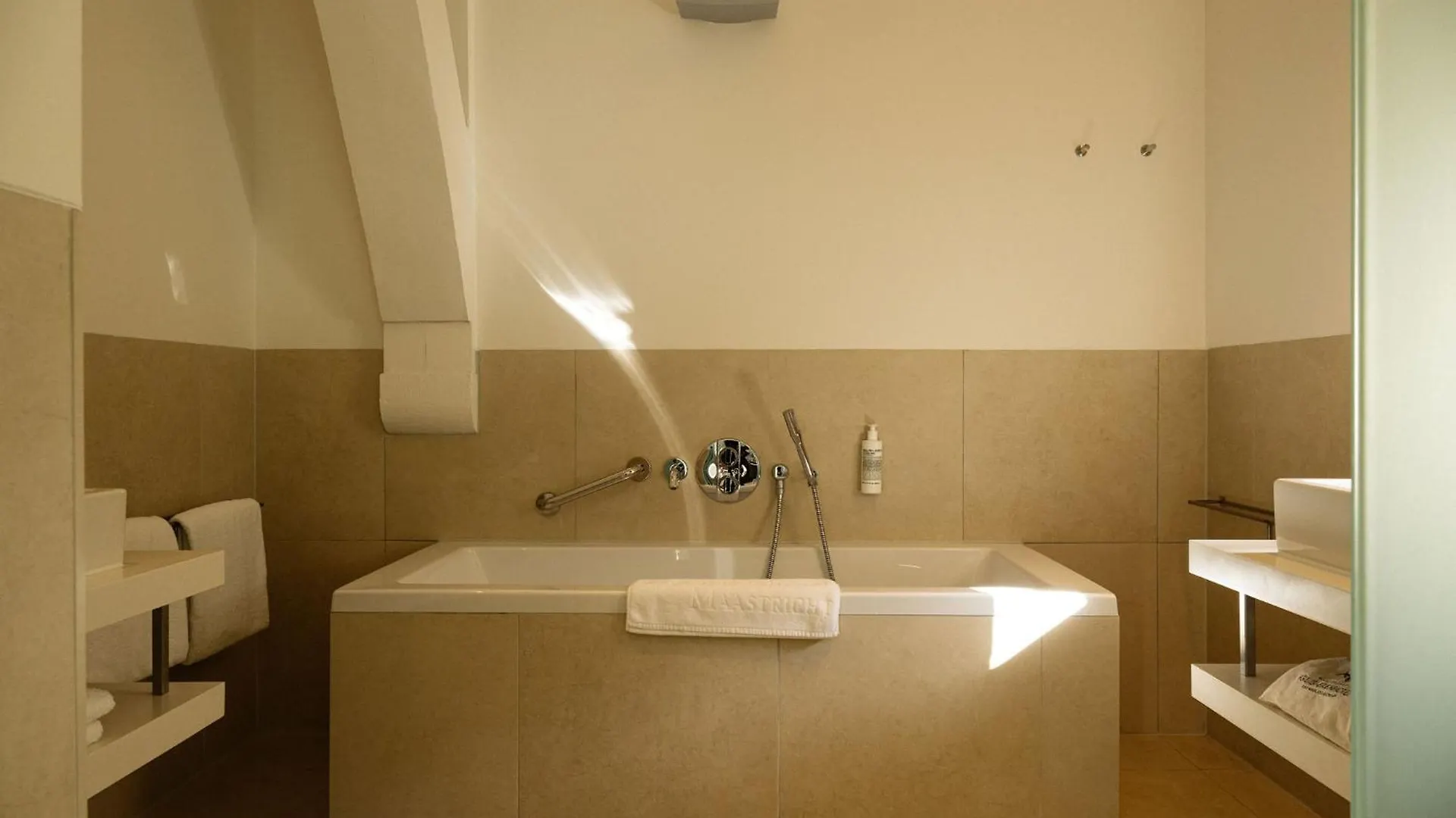 Kruisherenhotel Maastricht - Oostwegel Collection, Member Of Design Hotels