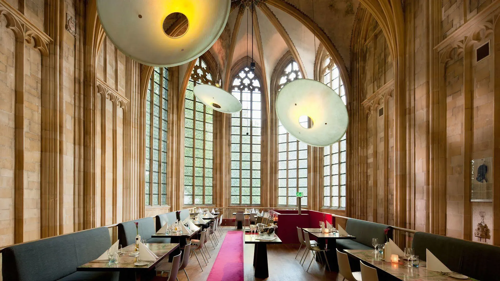 Kruisherenhotel Maastricht - Oostwegel Collection, Member Of Design Hotels