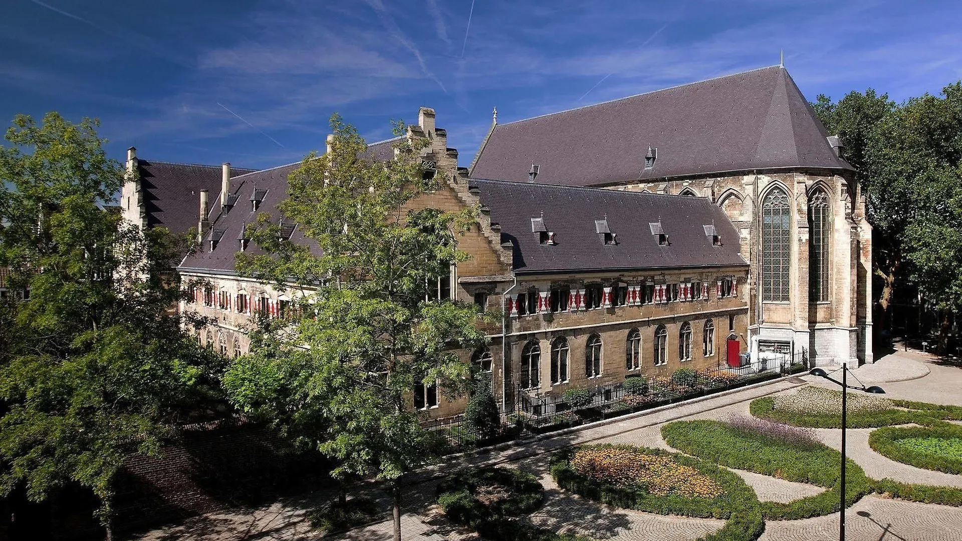 *****  Kruisherenhotel Maastricht - Oostwegel Collection, Member Of Design Hotels Netherlands