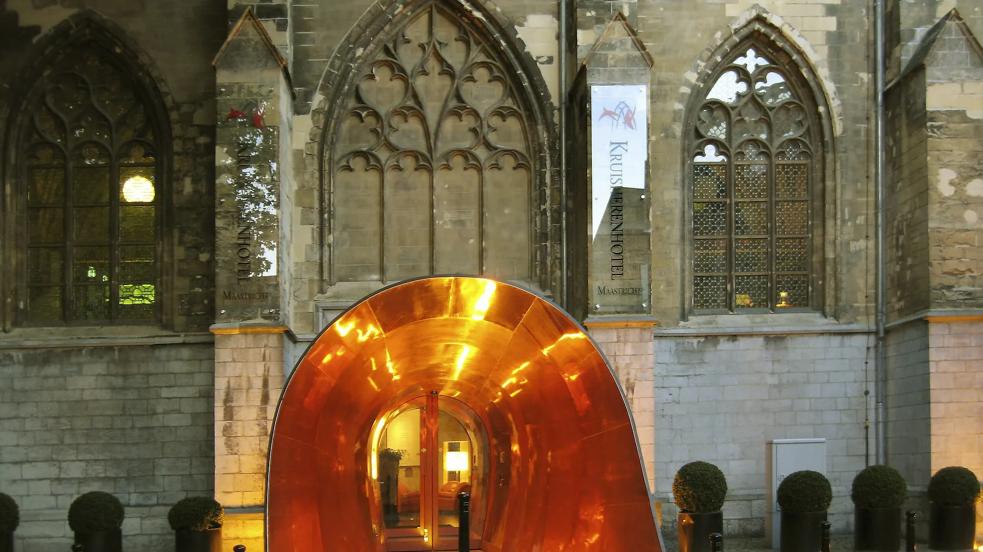 Kruisherenhotel Maastricht - Oostwegel Collection, Member Of Design Hotels